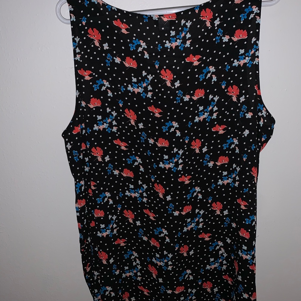 TORRID blouse sz2 laced